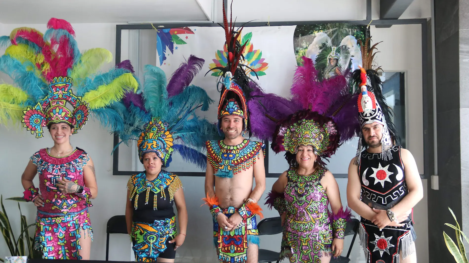 TRAJES CARNAVAL F WEN (2)